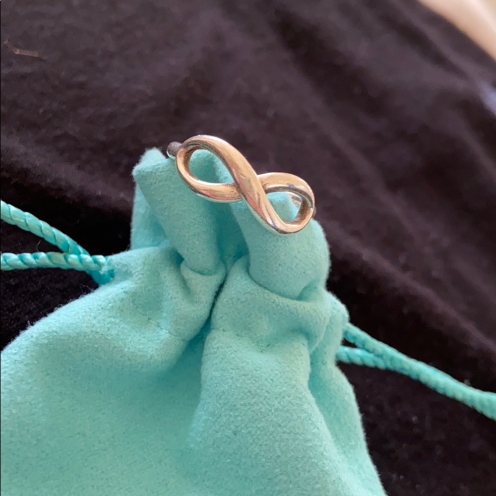 Tiffany & Co Infinity Ring